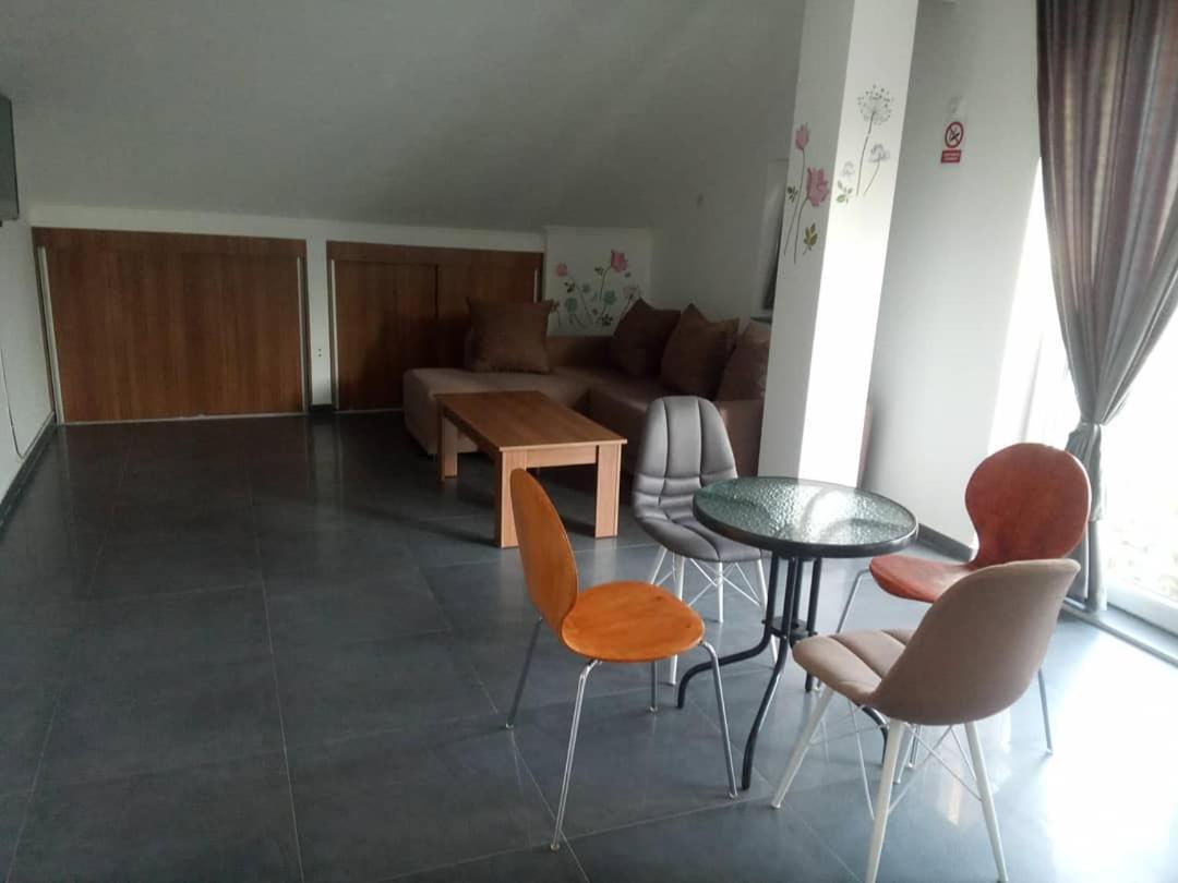 Yard House Trpejca Ξενοδοχείο Οχρίδα Εξωτερικό φωτογραφία